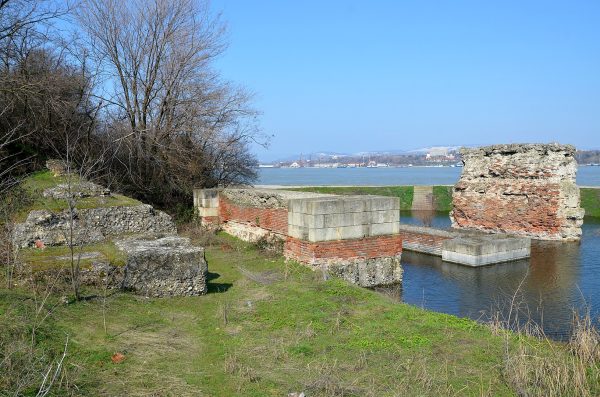 Present day Serbian side of Trajan's Bridge